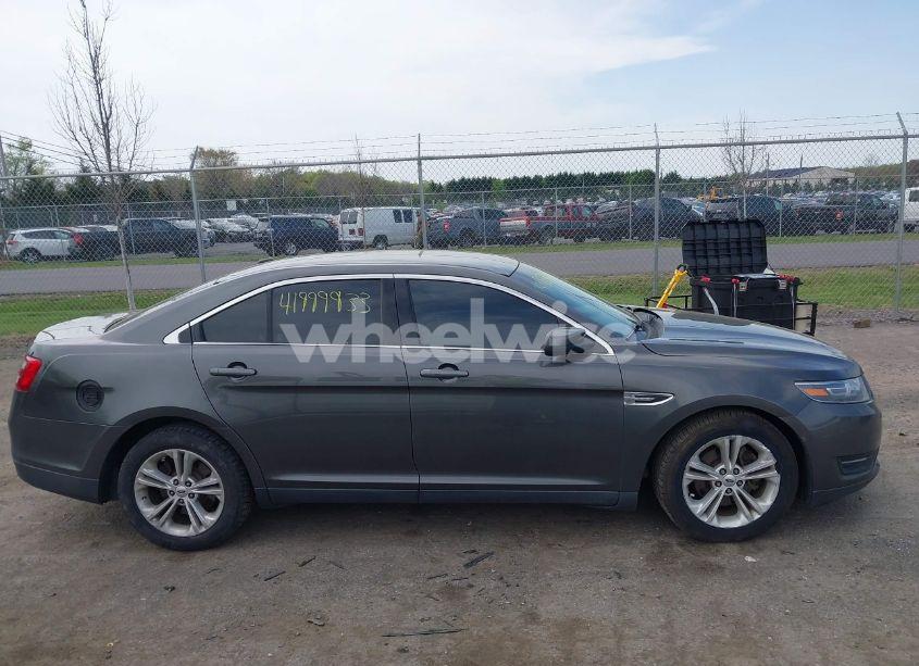 Photo 13 of 2016 Ford Taurus SEL (VIN 1FAHP2E83GG148773)