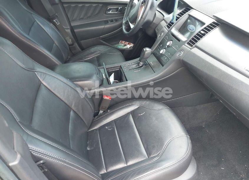 Photo 5 of 2016 Ford Taurus SEL (VIN 1FAHP2E83GG148773)