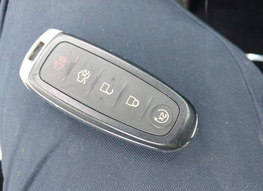 Photo 11 of 2016 Ford Taurus SEL (VIN 1FAHP2E83GG155870)