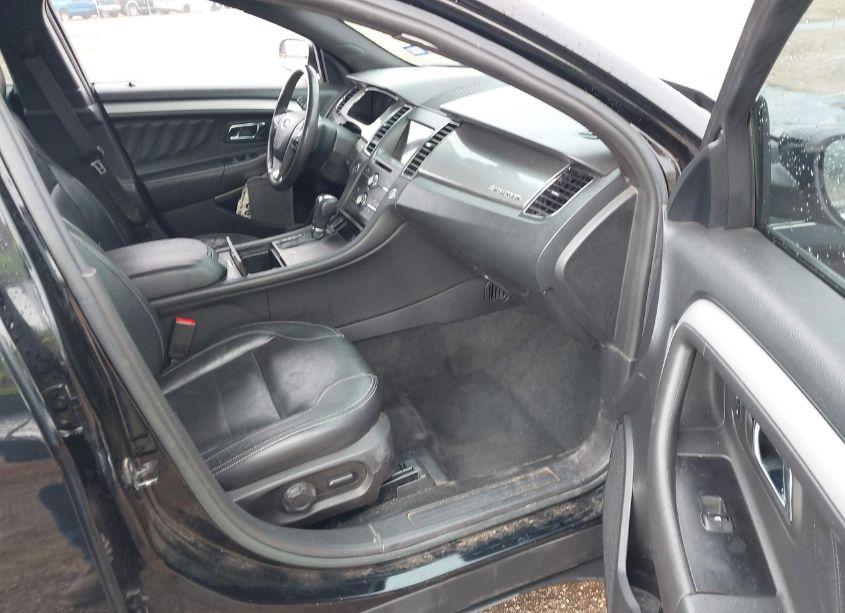 Photo 5 of 2017 Ford Taurus SEL (VIN 1FAHP2E83HG112762)