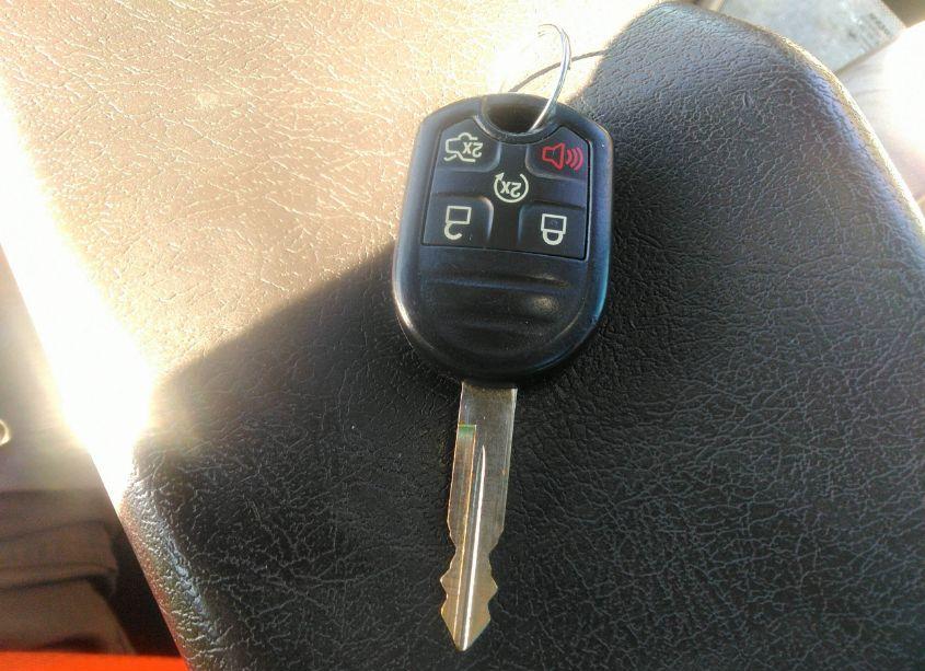 Photo 11 of 2013 Ford Taurus SEL (VIN 1FAHP2E84DG137941)