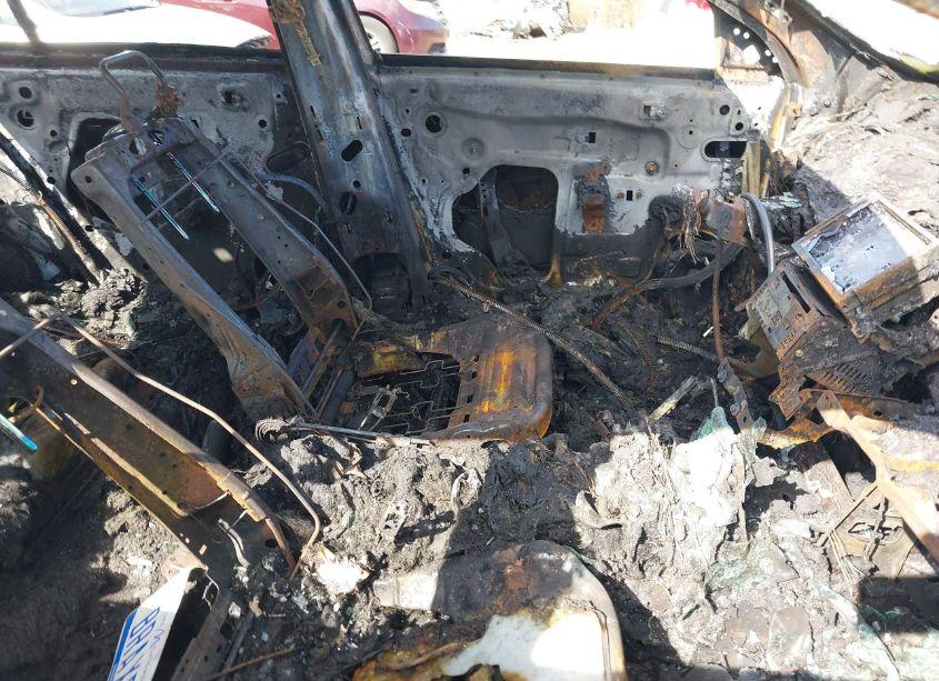 Photo 5 of 2013 Ford Taurus SEL (VIN 1FAHP2E84DG137941)