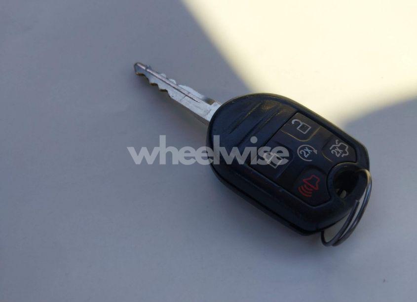 Photo 11 of 2013 Ford Taurus SEL (VIN 1FAHP2E84DG229048)