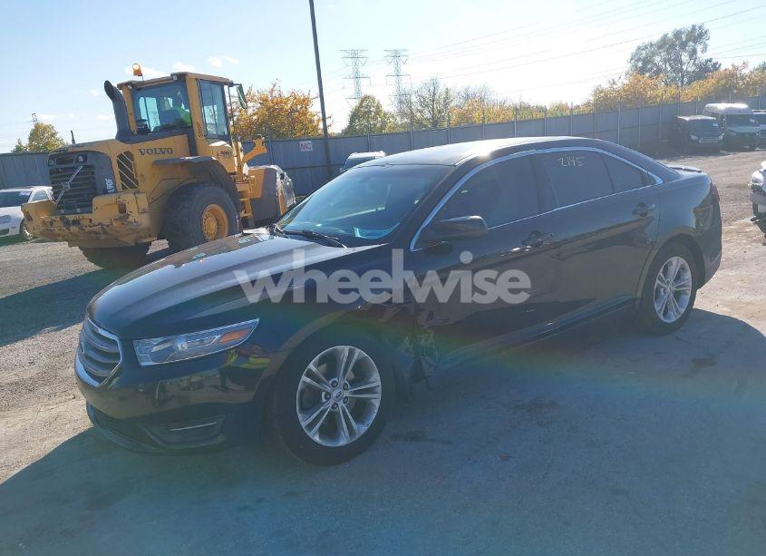 Photo 2 of 2013 Ford Taurus SEL (VIN 1FAHP2E84DG229048)