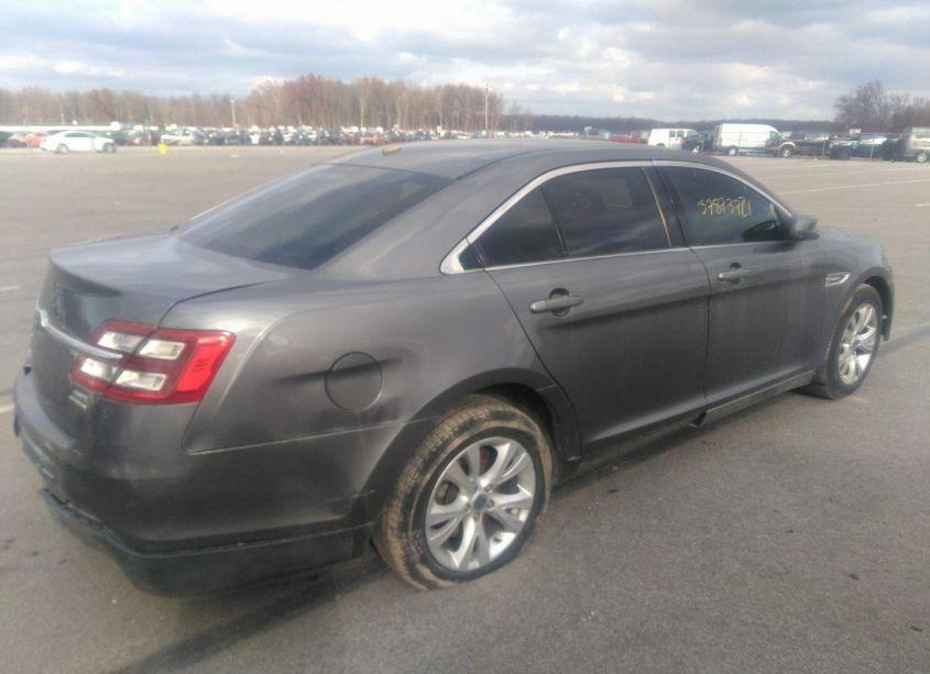 Photo 4 of 2014 Ford Taurus SEL (VIN 1FAHP2E84EG116038)