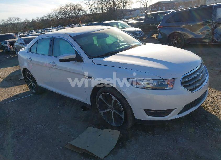 2014 Ford Taurus SEL (VIN 1FAHP2E84EG147550) main photo