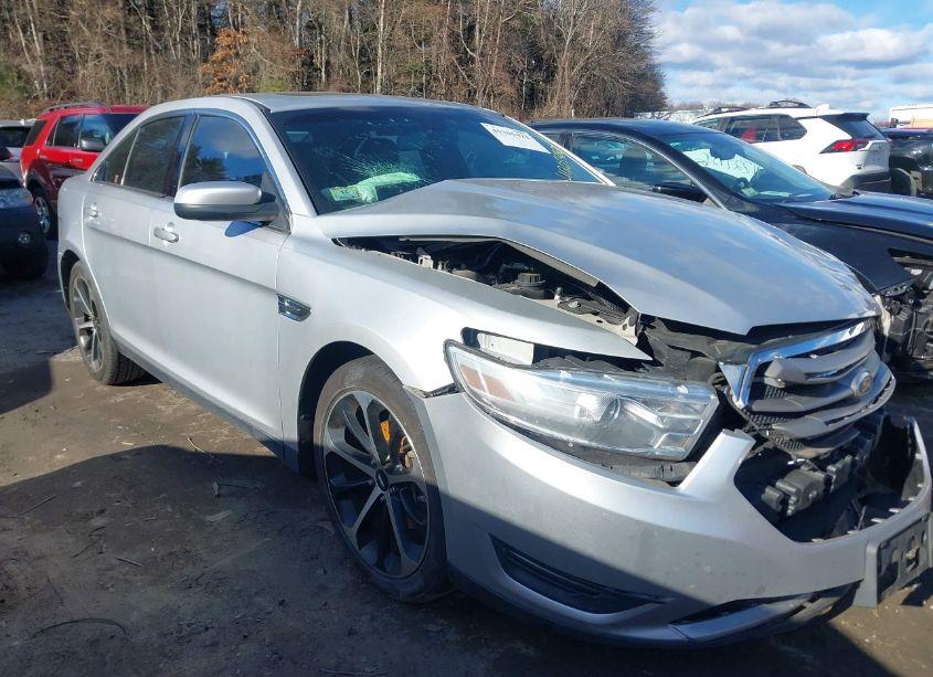 2014 Ford Taurus SEL (VIN 1FAHP2E84EG157236) main photo