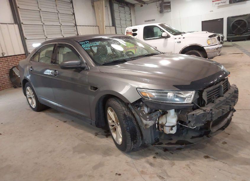 2014 Ford Taurus SEL (VIN 1FAHP2E84EG173677) main photo