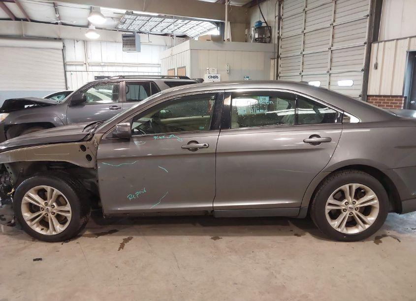 Photo 15 of 2014 Ford Taurus SEL (VIN 1FAHP2E84EG173677)