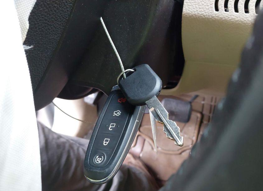 Photo 11 of 2015 Ford Taurus SEL (VIN 1FAHP2E84FG167413)