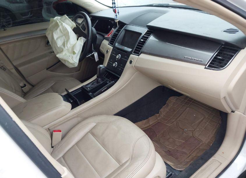 Photo 5 of 2015 Ford Taurus SEL (VIN 1FAHP2E84FG167413)