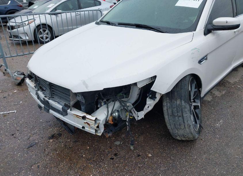 Photo 6 of 2015 Ford Taurus SEL (VIN 1FAHP2E84FG167413)