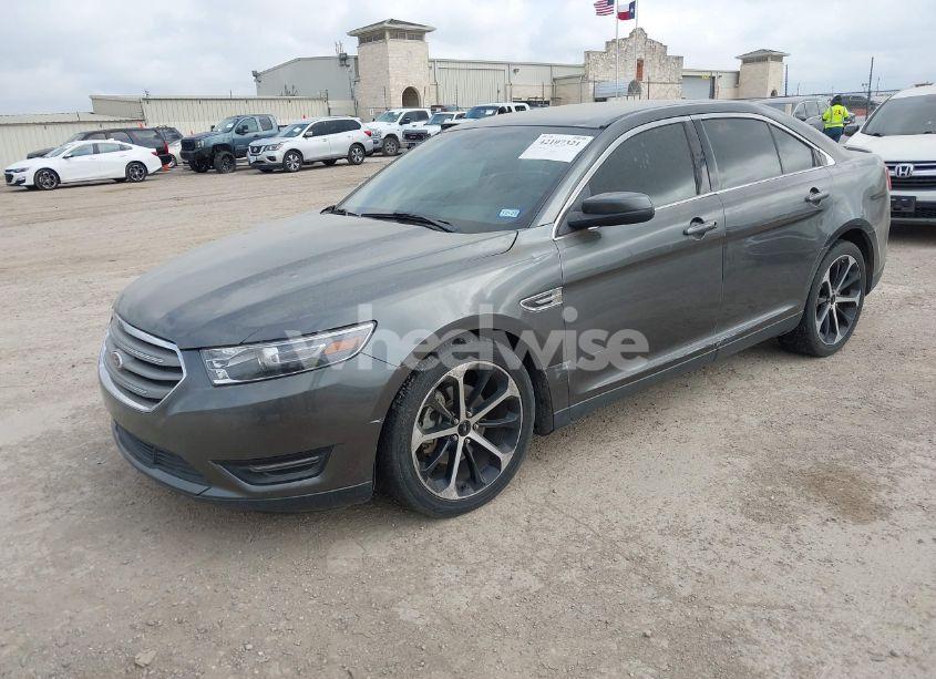 Photo 2 of 2016 Ford Taurus SEL (VIN 1FAHP2E84GG126071)