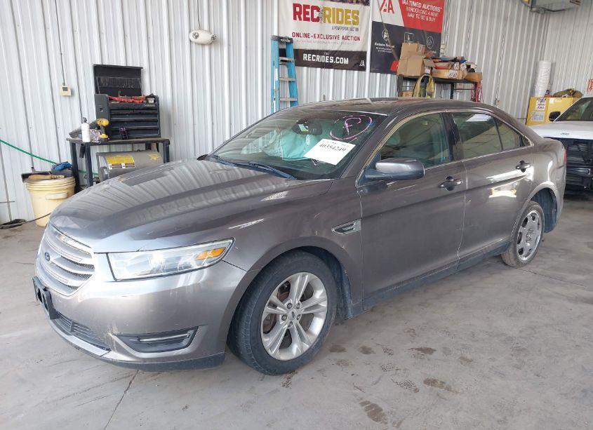 Photo 2 of 2013 Ford Taurus SEL (VIN 1FAHP2E85DG105225)