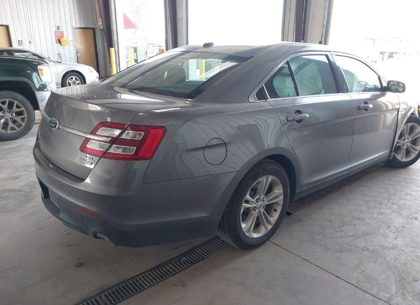 Photo 4 of 2013 Ford Taurus SEL (VIN 1FAHP2E85DG105225)