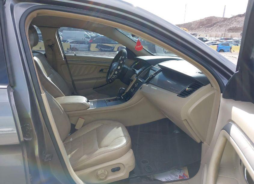 Photo 5 of 2013 Ford Taurus SEL (VIN 1FAHP2E85DG125555)