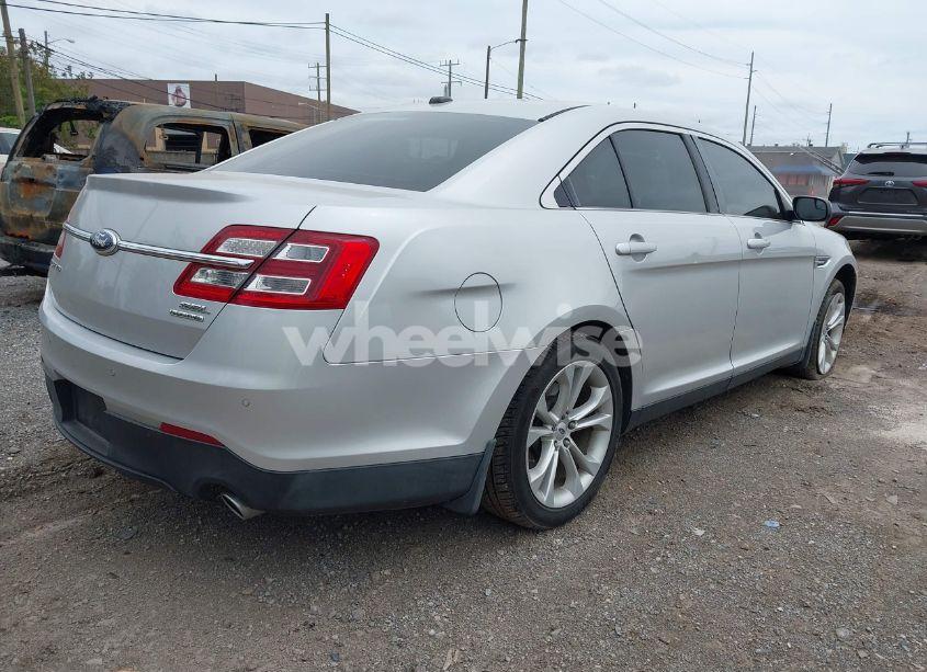 Photo 4 of 2013 Ford Taurus SEL (VIN 1FAHP2E85DG153128)