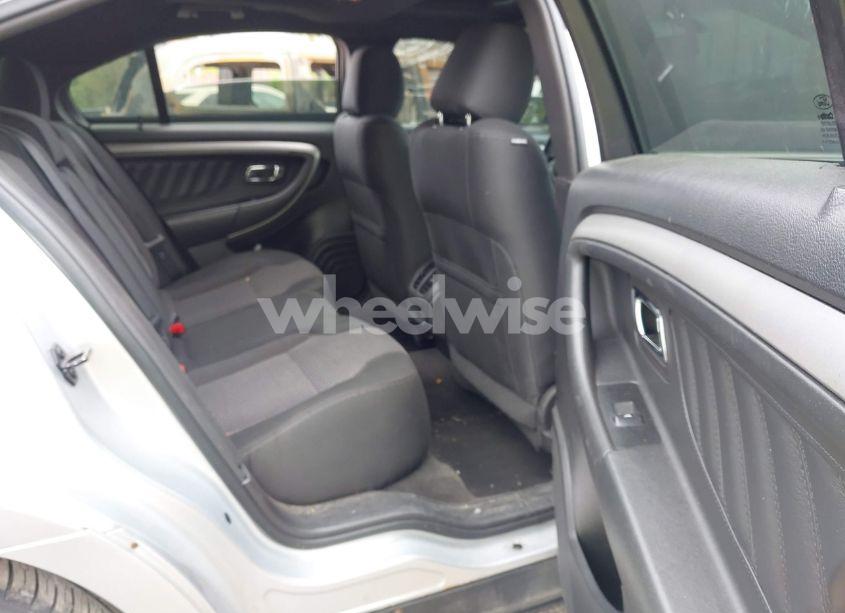 Photo 8 of 2013 Ford Taurus SEL (VIN 1FAHP2E85DG153128)