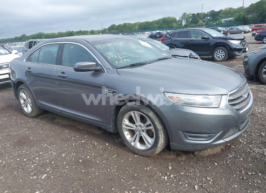2013 Ford Taurus SEL (VIN 1FAHP2E85DG192530) main photo