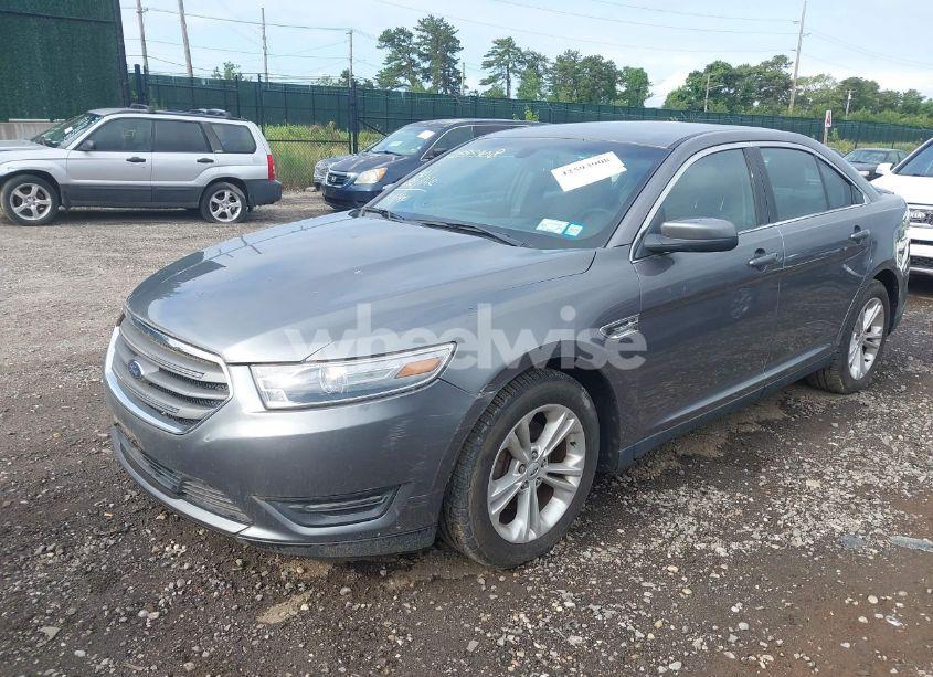 Photo 2 of 2013 Ford Taurus SEL (VIN 1FAHP2E85DG192530)