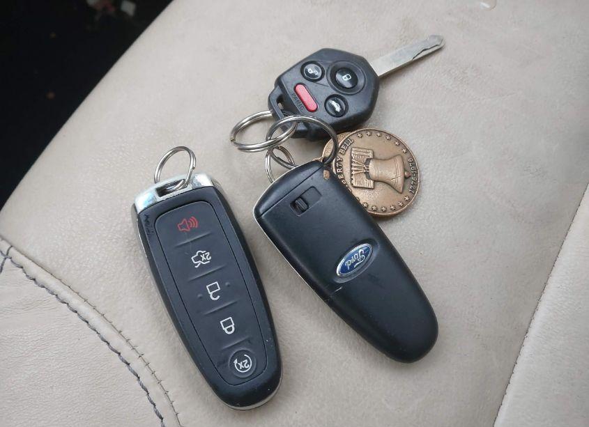 Photo 11 of 2013 Ford Taurus SEL (VIN 1FAHP2E85DG203767)