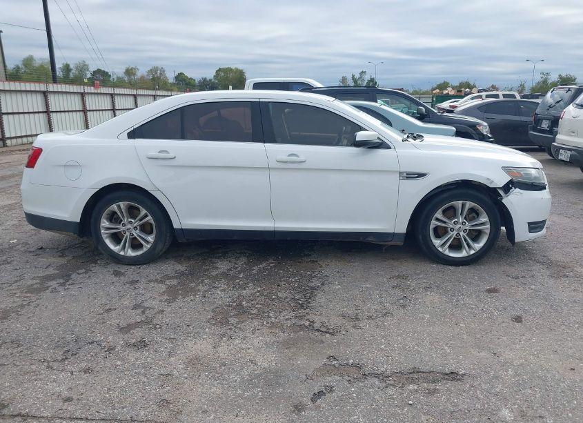 Photo 13 of 2014 Ford Taurus SEL (VIN 1FAHP2E85EG150344)