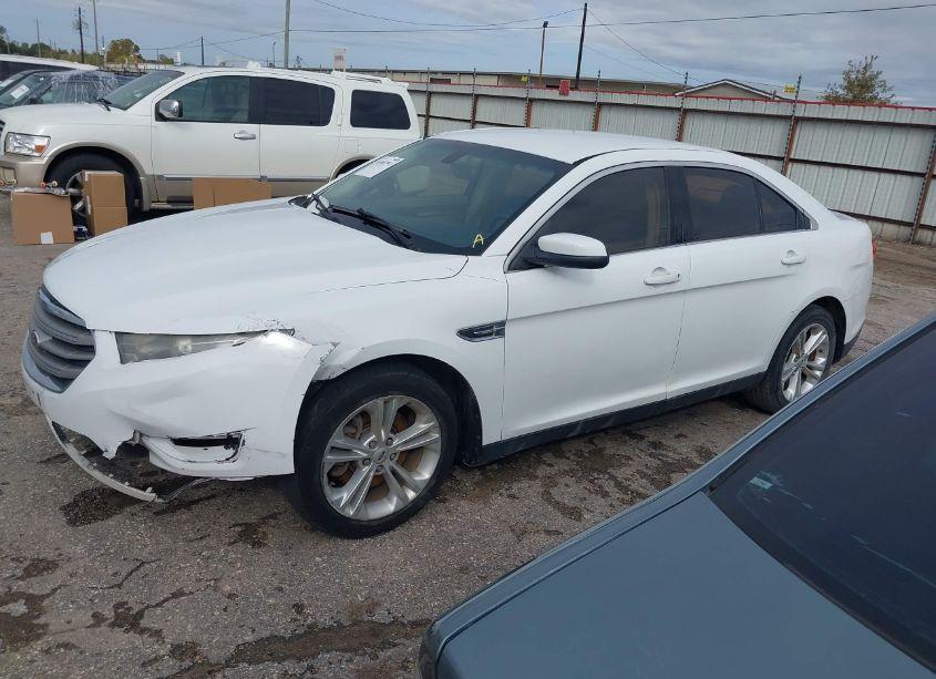 Photo 14 of 2014 Ford Taurus SEL (VIN 1FAHP2E85EG150344)