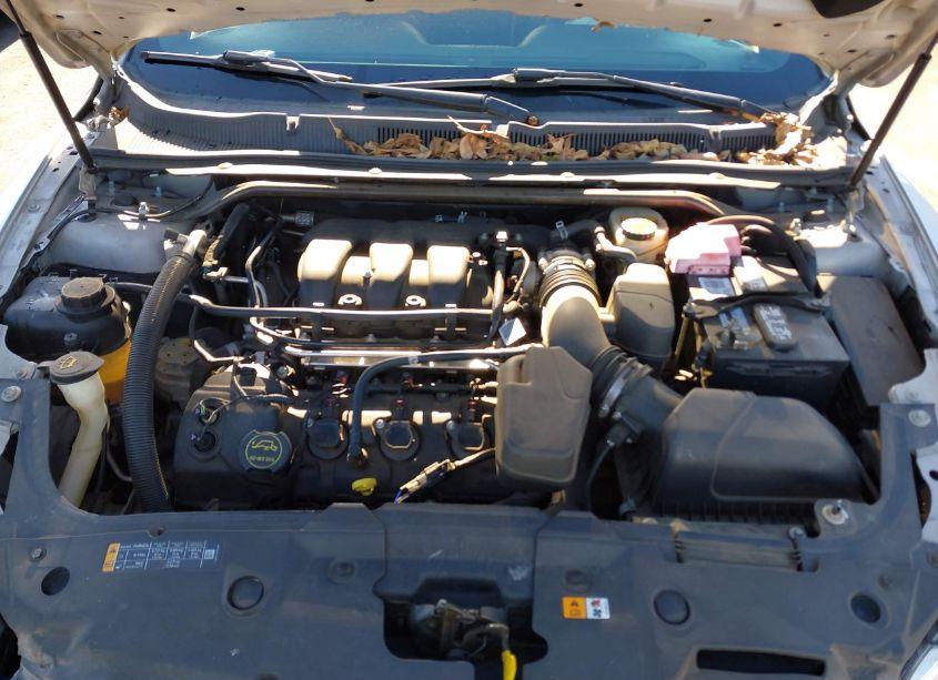 Photo 10 of 2014 Ford Taurus SEL (VIN 1FAHP2E85EG153888)