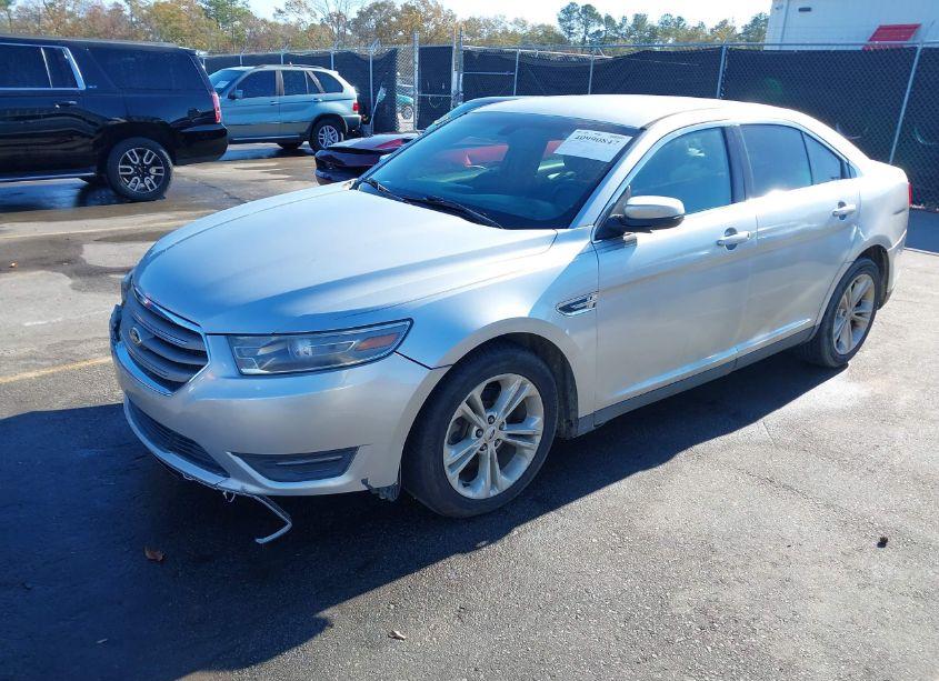 Photo 2 of 2014 Ford Taurus SEL (VIN 1FAHP2E85EG153888)