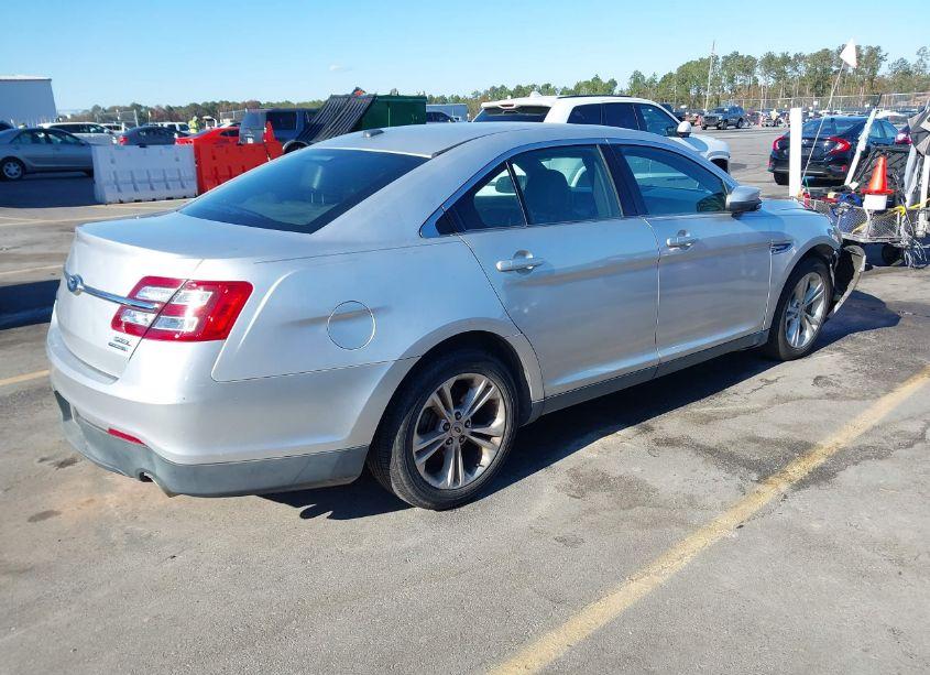 Photo 4 of 2014 Ford Taurus SEL (VIN 1FAHP2E85EG153888)