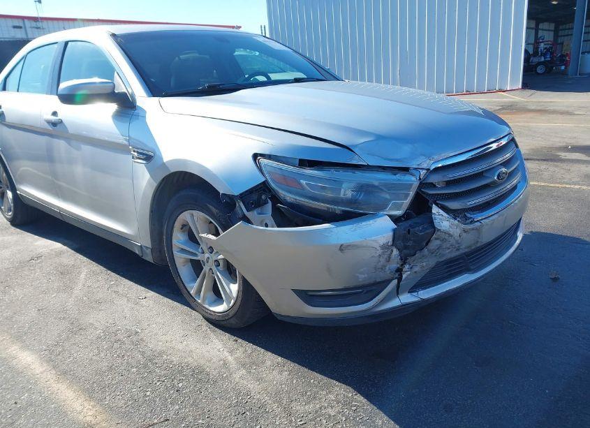 Photo 6 of 2014 Ford Taurus SEL (VIN 1FAHP2E85EG153888)