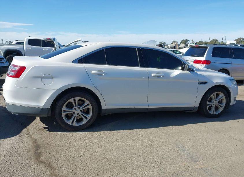 Photo 13 of 2015 Ford Taurus SEL (VIN 1FAHP2E85FG122562)