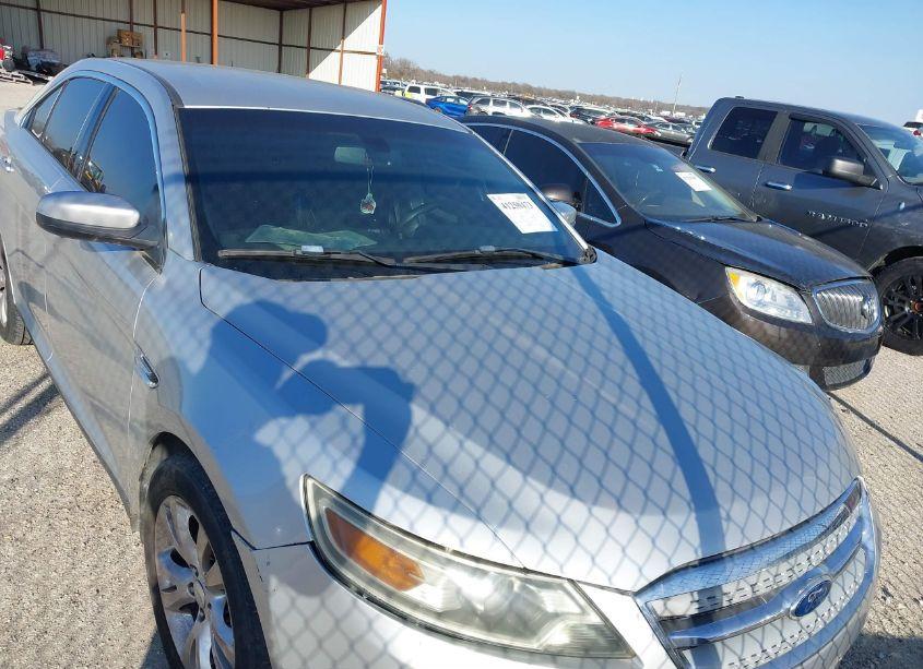 Photo 12 of 2015 Ford Taurus SEL (VIN 1FAHP2E85FG137529)