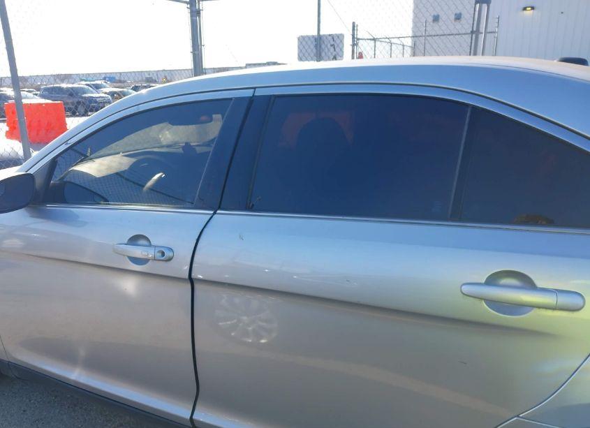 Photo 14 of 2015 Ford Taurus SEL (VIN 1FAHP2E85FG137529)