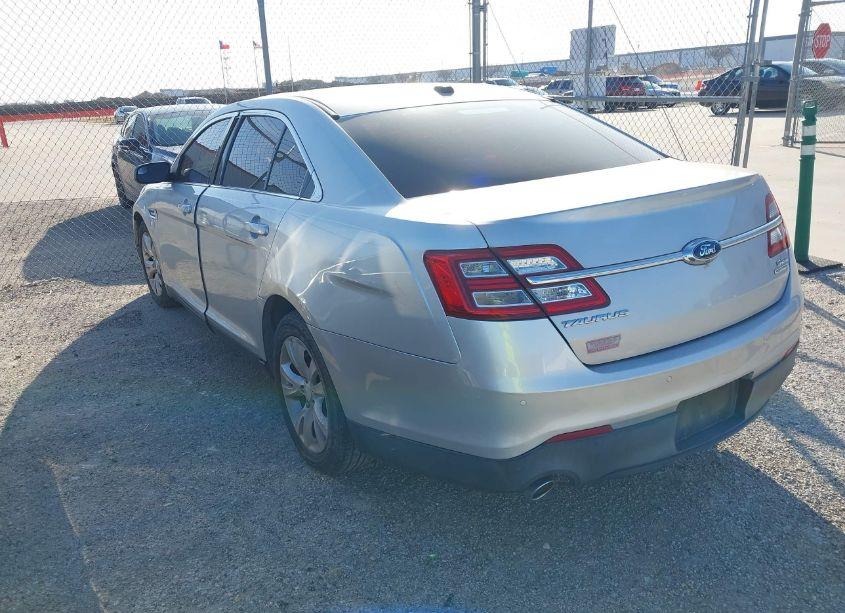 Photo 3 of 2015 Ford Taurus SEL (VIN 1FAHP2E85FG137529)
