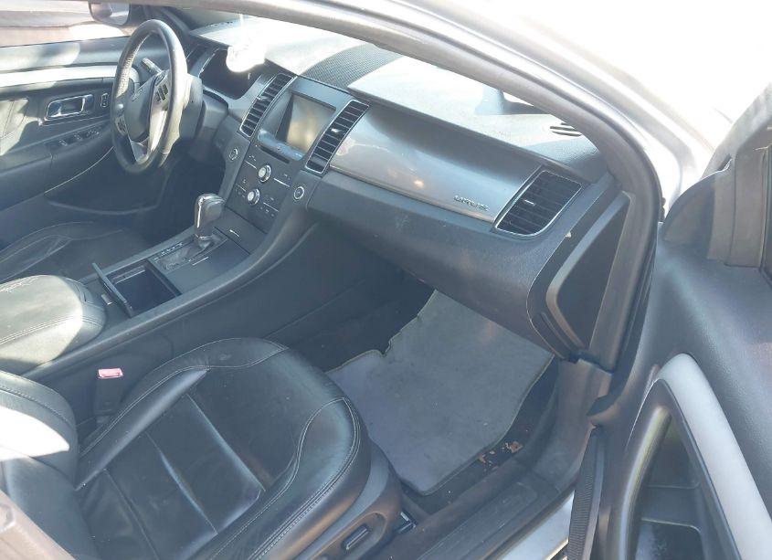 Photo 5 of 2015 Ford Taurus SEL (VIN 1FAHP2E85FG137529)