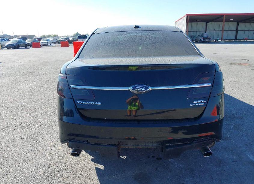 Photo 17 of 2017 Ford Taurus SEL (VIN 1FAHP2E85HG114044)