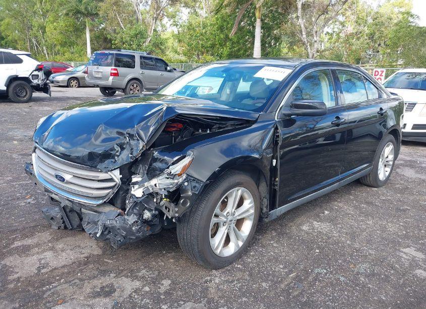 Photo 2 of 2013 Ford Taurus SEL (VIN 1FAHP2E86DG159066)