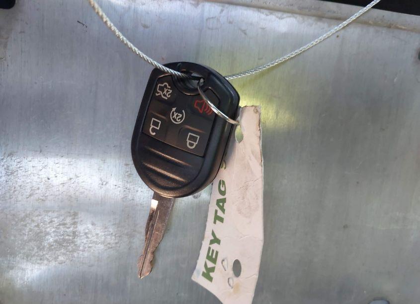 Photo 11 of 2014 Ford Taurus SEL (VIN 1FAHP2E86EG147954)