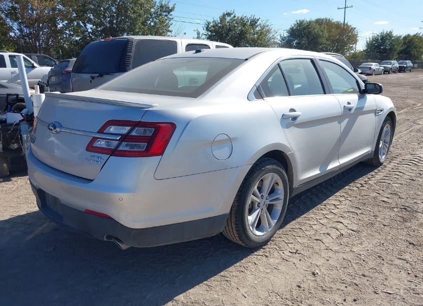 Photo 4 of 2014 Ford Taurus SEL (VIN 1FAHP2E86EG147954)