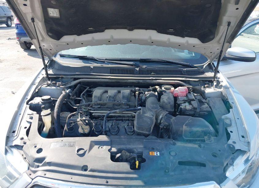 Photo 10 of 2015 Ford Taurus SEL (VIN 1FAHP2E86FG104250)