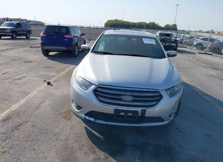 Photo 6 of 2015 Ford Taurus SEL (VIN 1FAHP2E86FG104250)