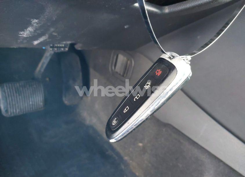 Photo 11 of 2015 Ford Taurus SEL (VIN 1FAHP2E86FG135059)