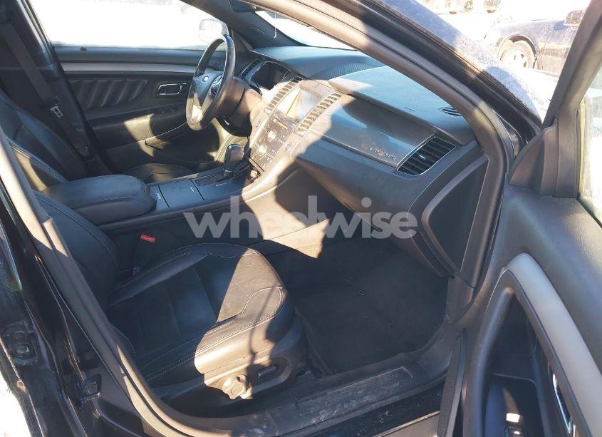 Photo 5 of 2015 Ford Taurus SEL (VIN 1FAHP2E86FG135059)