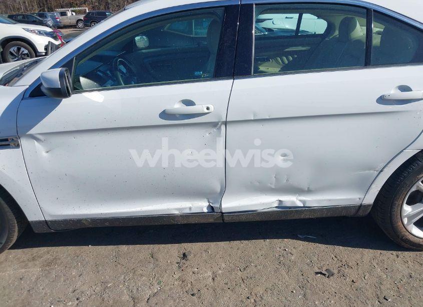 Photo 14 of 2016 Ford Taurus SEL (VIN 1FAHP2E86GG102032)