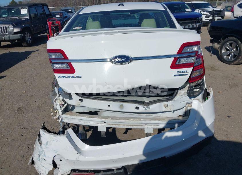 Photo 16 of 2016 Ford Taurus SEL (VIN 1FAHP2E86GG102032)