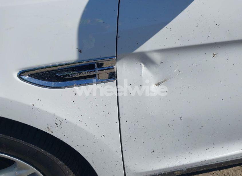 Photo 20 of 2016 Ford Taurus SEL (VIN 1FAHP2E86GG102032)