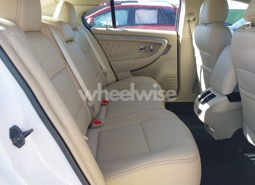 Photo 8 of 2016 Ford Taurus SEL (VIN 1FAHP2E86GG102032)