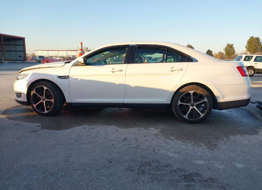 Photo 14 of 2016 Ford Taurus SEL (VIN 1FAHP2E86GG147293)