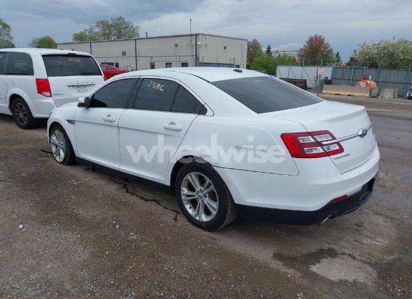Photo 3 of 2017 Ford Taurus SEL (VIN 1FAHP2E86HG112643)